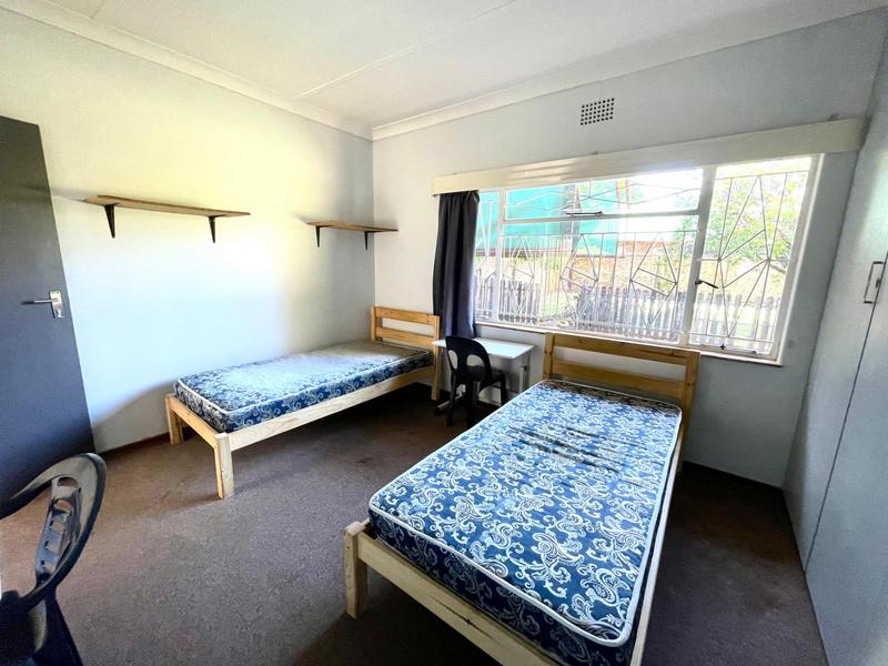 To Let 10 Bedroom Property for Rent in Bult West North West